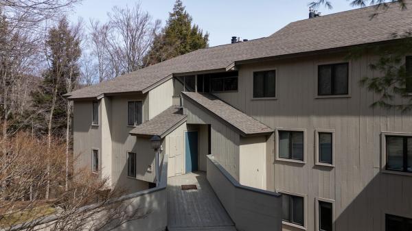 87 Snowside Drive