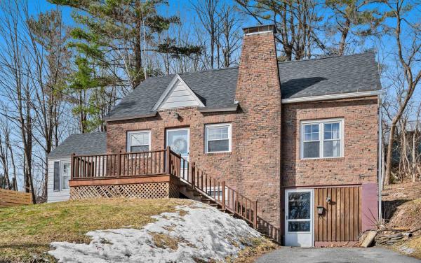 44 Elmwood Avenue