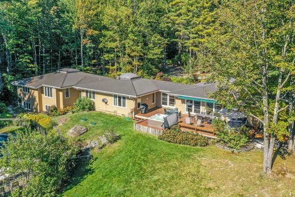 Single Family in Stowe VT