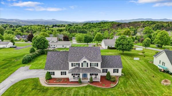 16 Fieldstone Lane