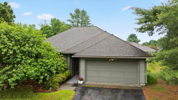 17 Larkspur Lane