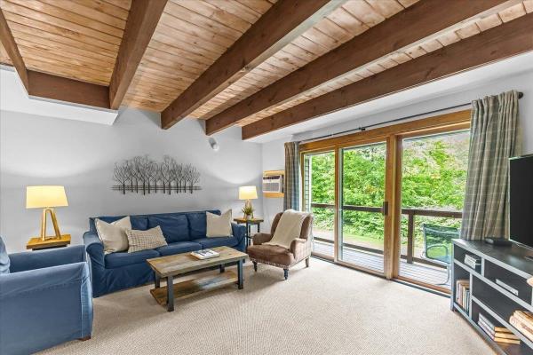277 Topnotch Drive