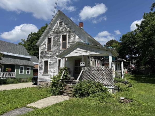107 Lyons Street