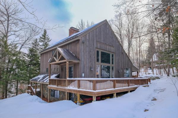 380 Ghia Farm Road