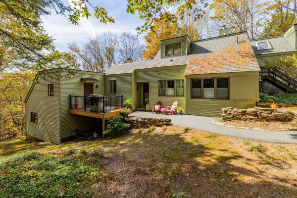 1191 Baker Turn