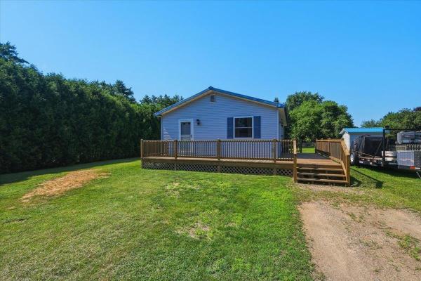 122 Meadow Road
