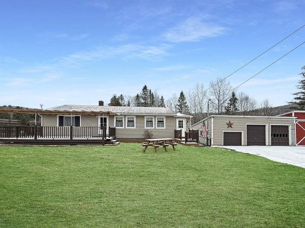 2779 River Road