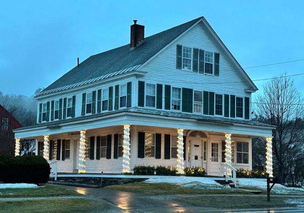 423 Main Street