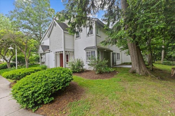 46 Winding Brook Drive