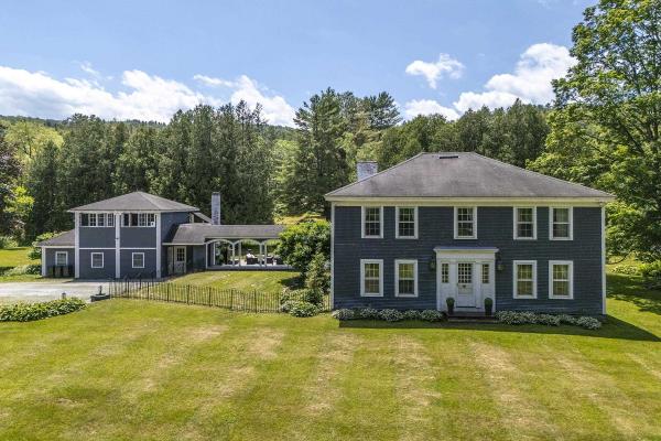 24 Spring Lake Road