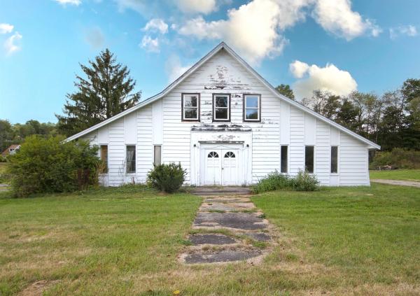 220 West River Road