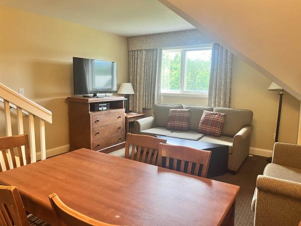 358/360 Qtr. 3 89 Grand Summit Way