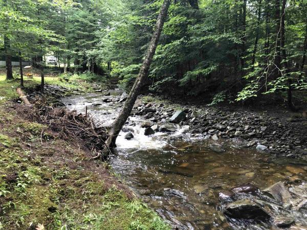 Single Family in Lowell VT