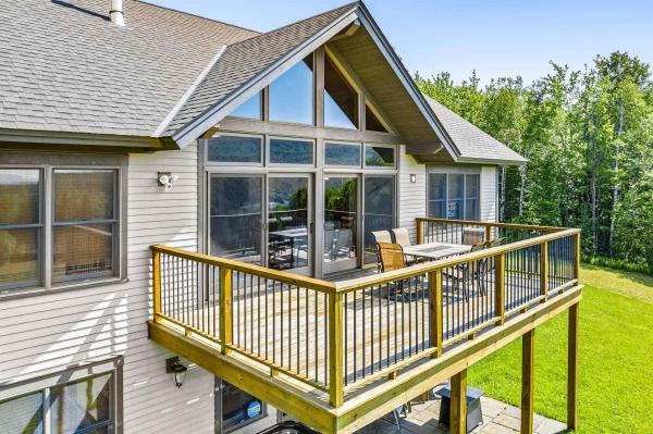 Single Family in Elmore VT