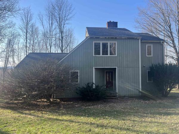 724 Pond Road