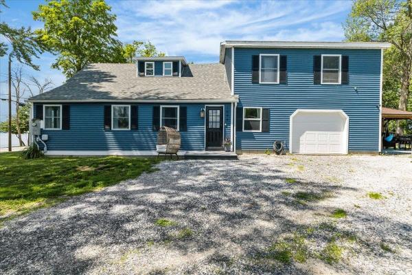 1046 Hathaway Point Road
