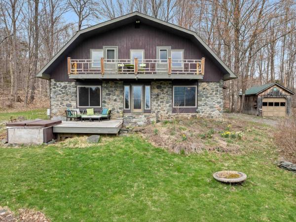 518 Hampshire Hill Road