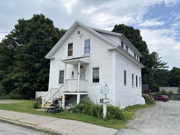 Single Family in Hyde Park VT