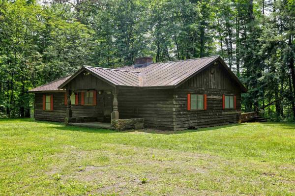 3674 Mountain Road 3674 Mountain Road