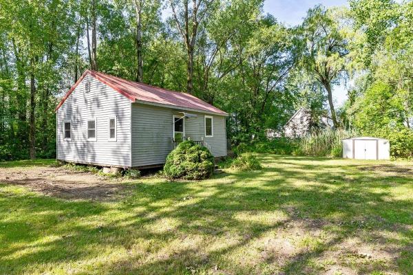 2322 West Shore Road