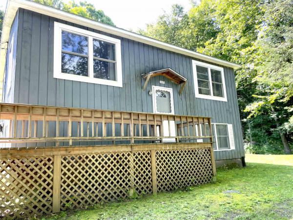 1625 Duck Pond Road
