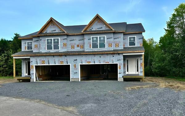 60 Blue Heron Loop