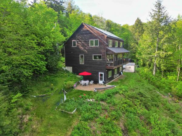 132 Lake Road