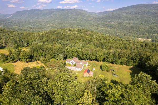 3261 West Hill Road