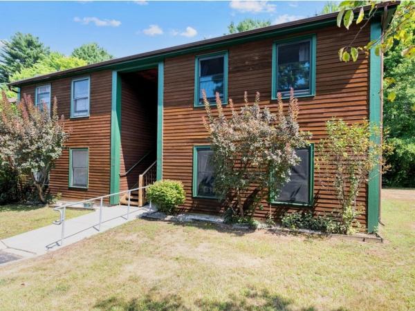 25 Baycrest Drive