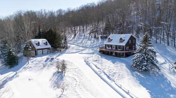 1465 West Echo Lake Road