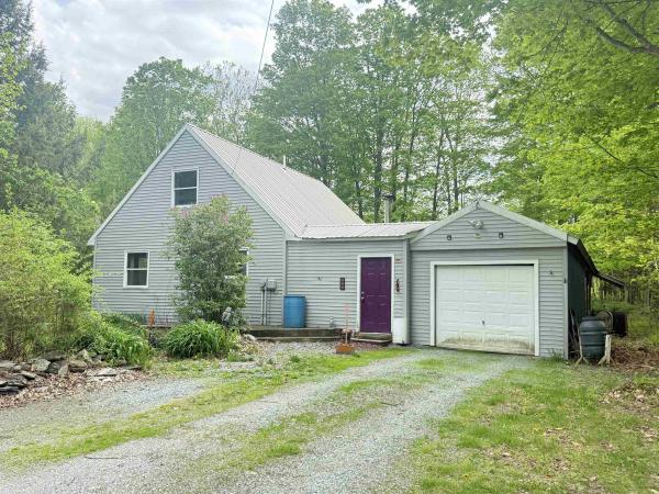 276 Ledgemere Point