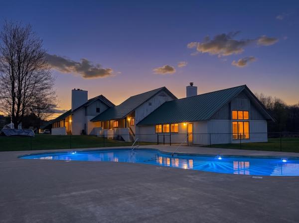 240 Village Green #14E Drive