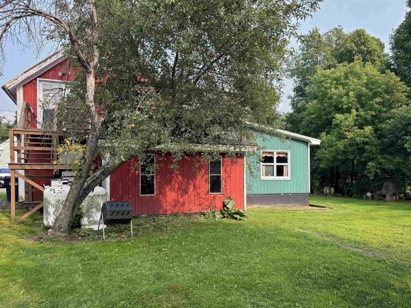 Single Family in Morristown VT