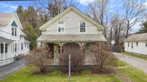 818 Main Street