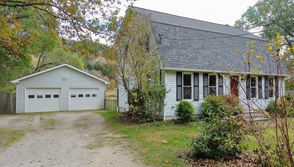 1189 Main Road