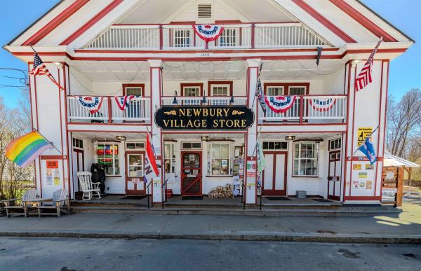 4991 Main Street