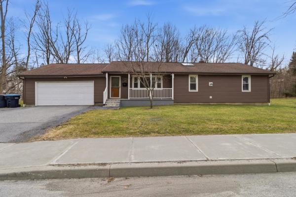 212 Dewey Street