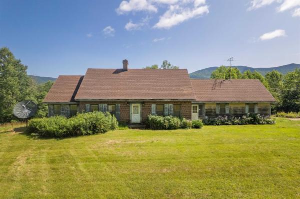 324 Middle Road