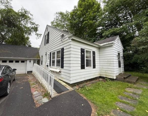 152 Fairview Street