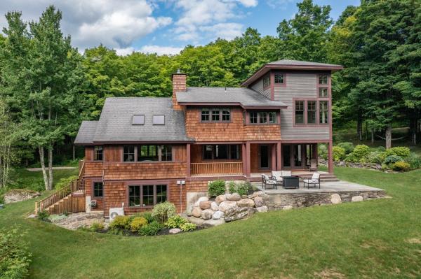 235 West Sleepy Hollow Road