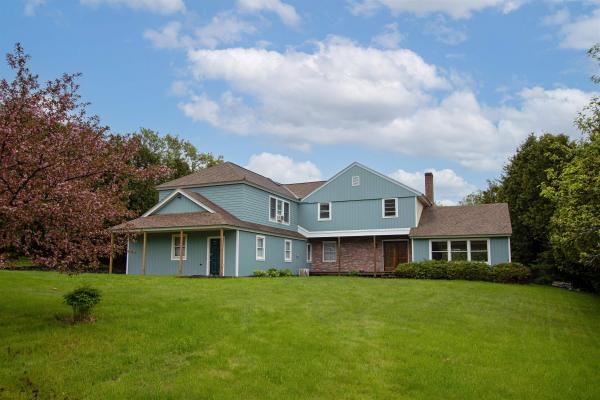 62 Lawrence Circle