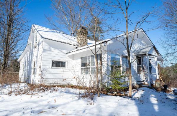 255 Fleury Road 255 Fleury Road