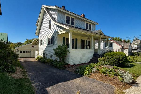 21 Adams Court