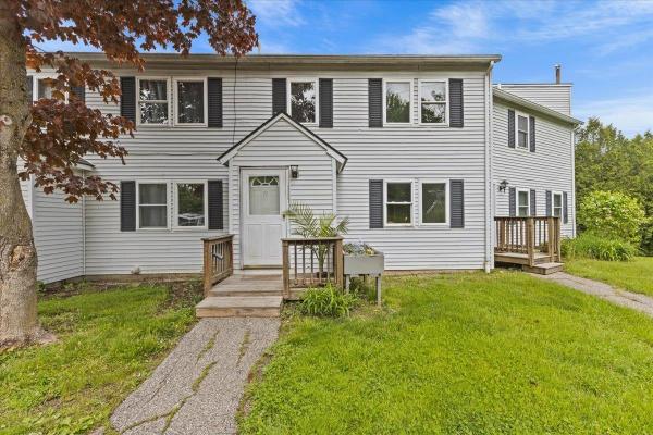 11 Ledgewood Court