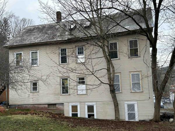 67 Valley Street
