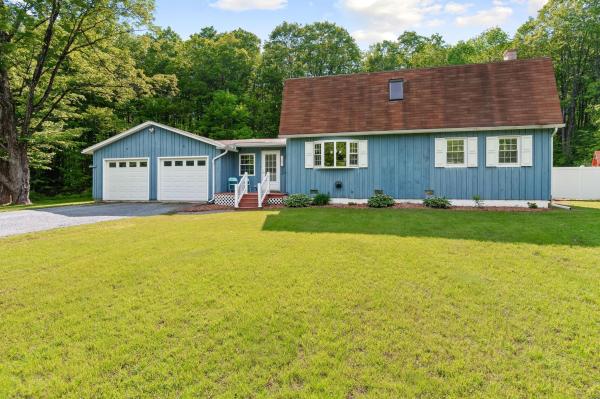 1083 North Road