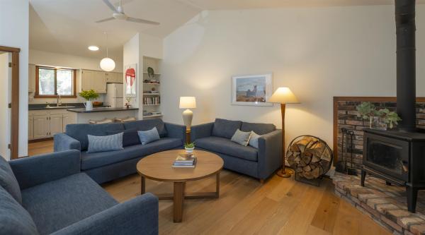 1299 Quechee Main Street