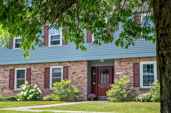 71 Independence Green