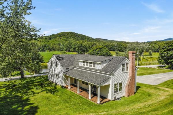28 Middle Road