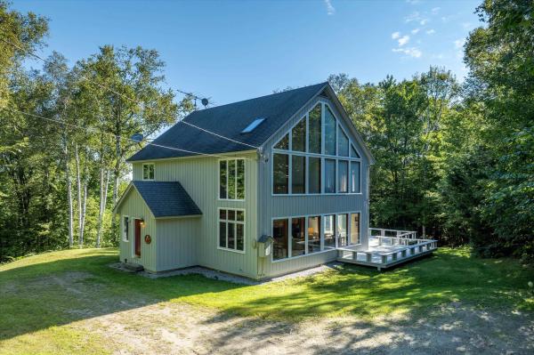 879 Glebe Mountain Road